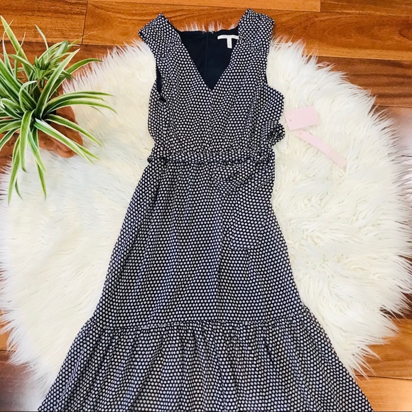Elegant Black and White Polka Dot Maxi Dress - Picture 5 of 11